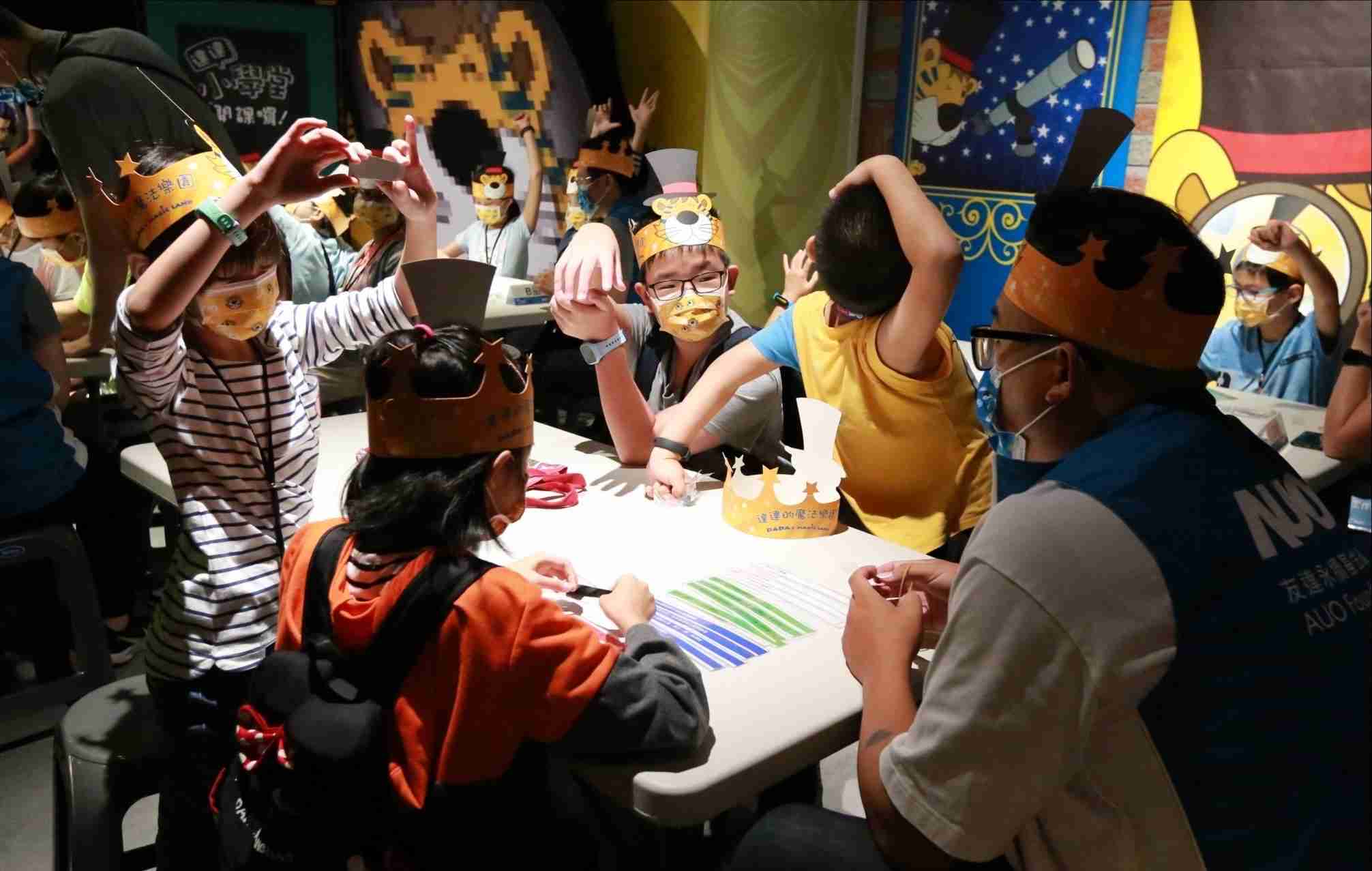 CG电子以永续理念推动全人教育计划，，，，内外结盟储备科普教育人才，，，，荣获亚太永续行动奖社会共融面的金奖肯定